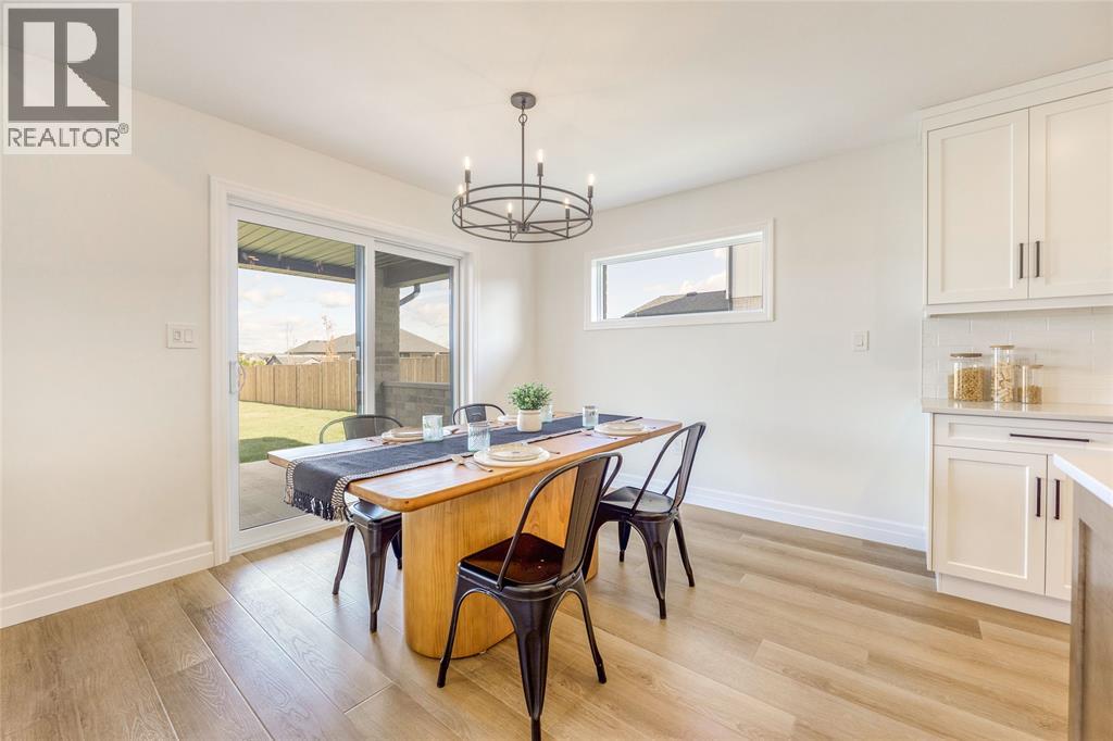 3524 Paul Crescent Property Photo 18