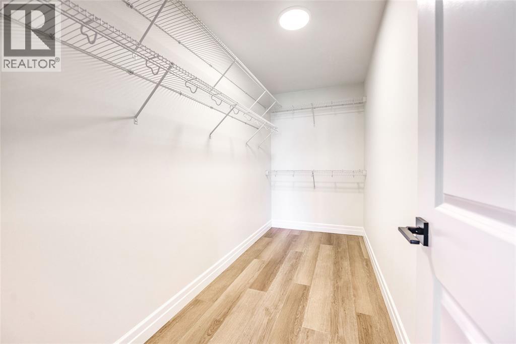 3524 Paul Crescent Property Photo 27