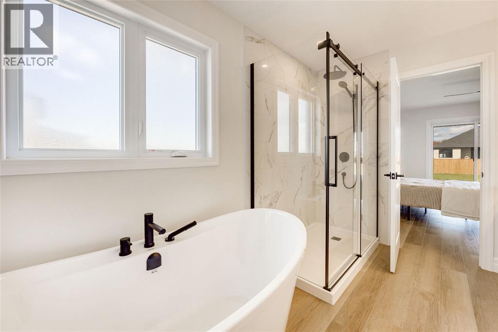 3524 Paul Crescent Property Photo 29