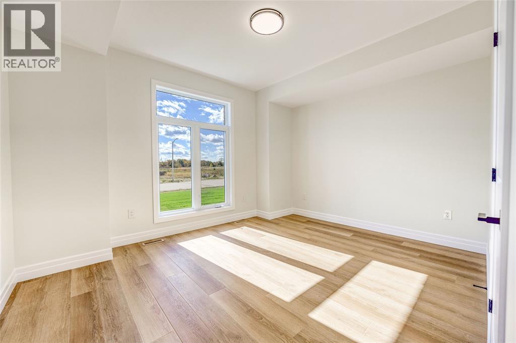 3524 Paul Crescent Property Photo 30