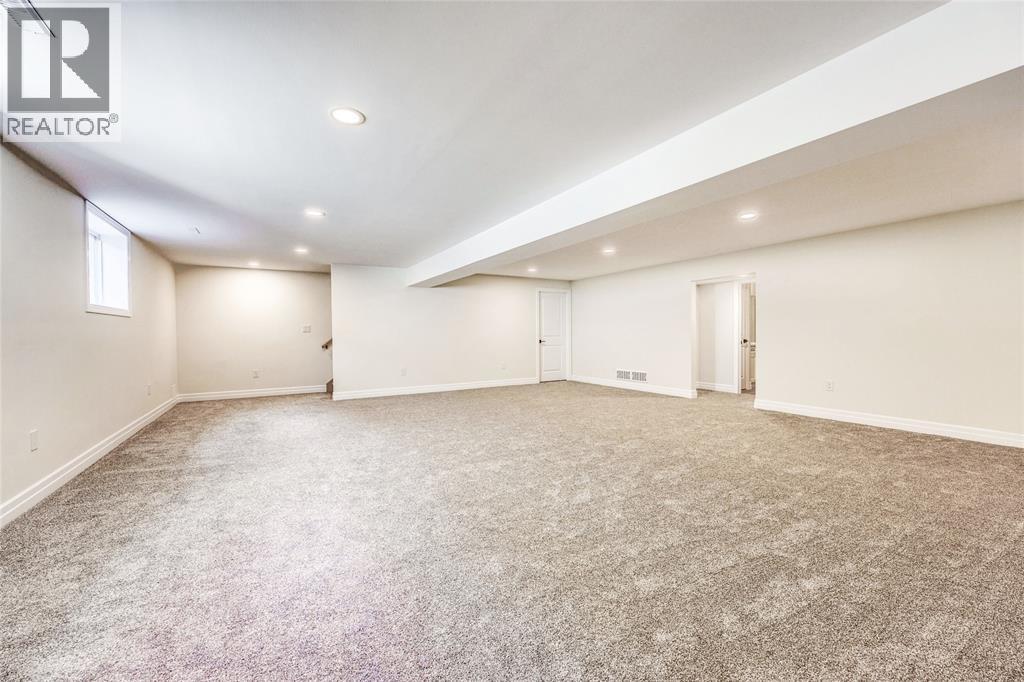 3524 Paul Crescent Property Photo 35