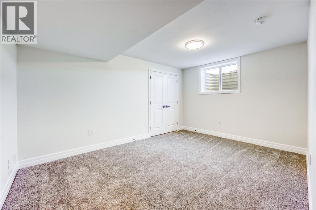 3524 Paul Crescent Property Photo 36