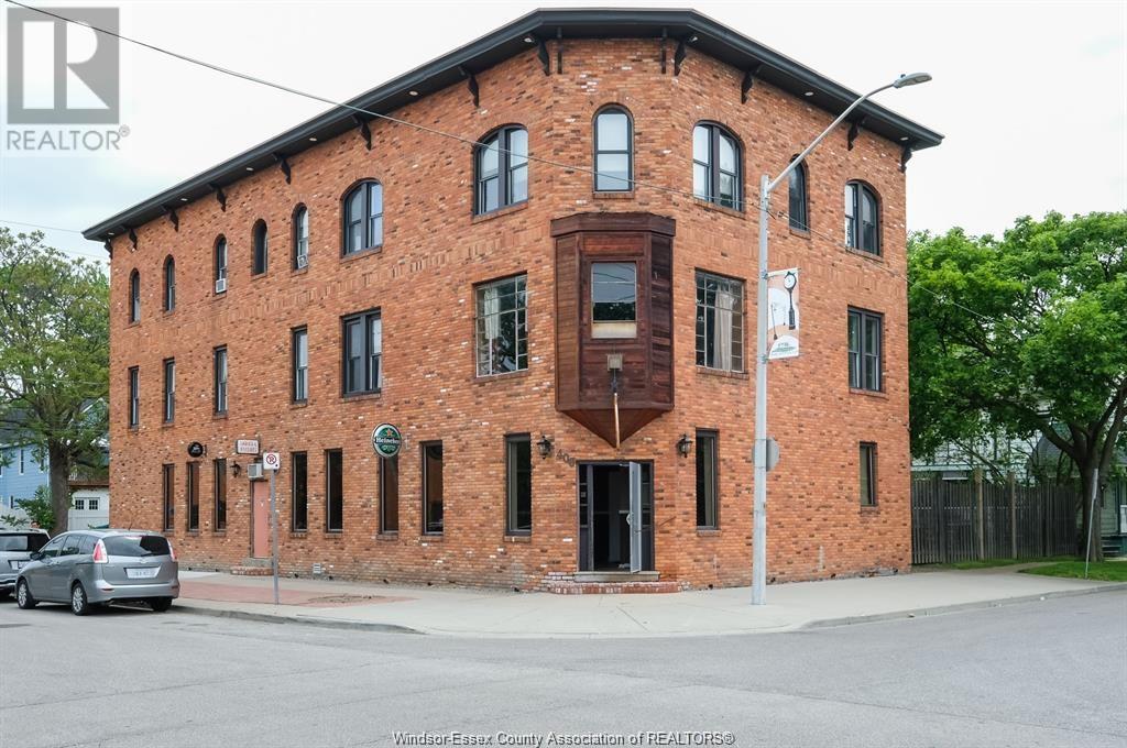 400 Chilver Road Unit# 208a Property Photo 1