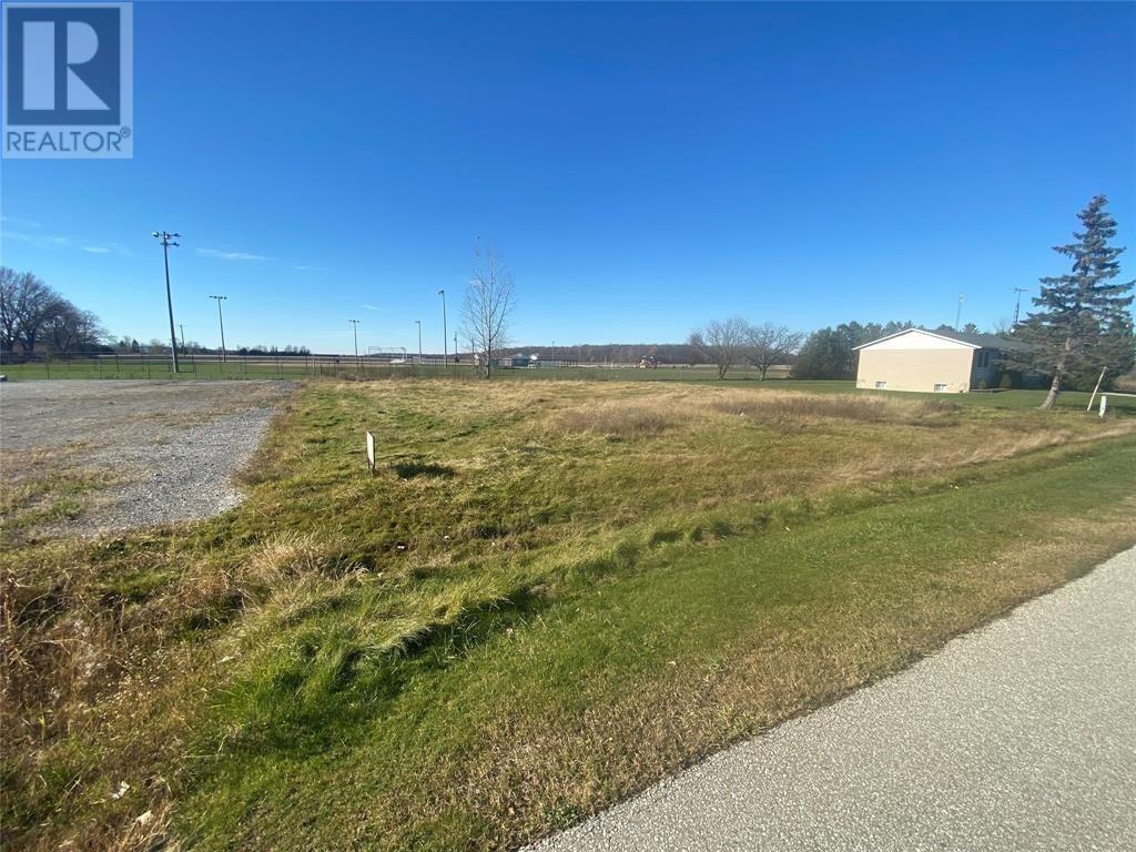 William Lt 9 & 10 Street Property Photo 5