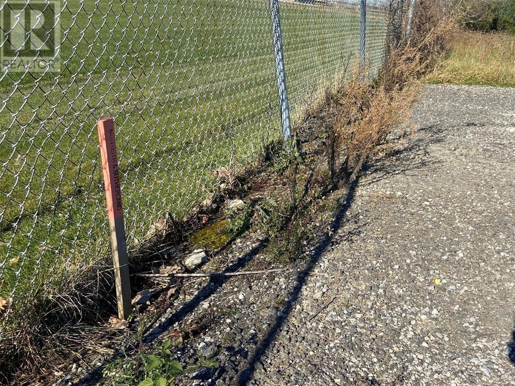 William Lt 9 & 10 Street Property Photo 9