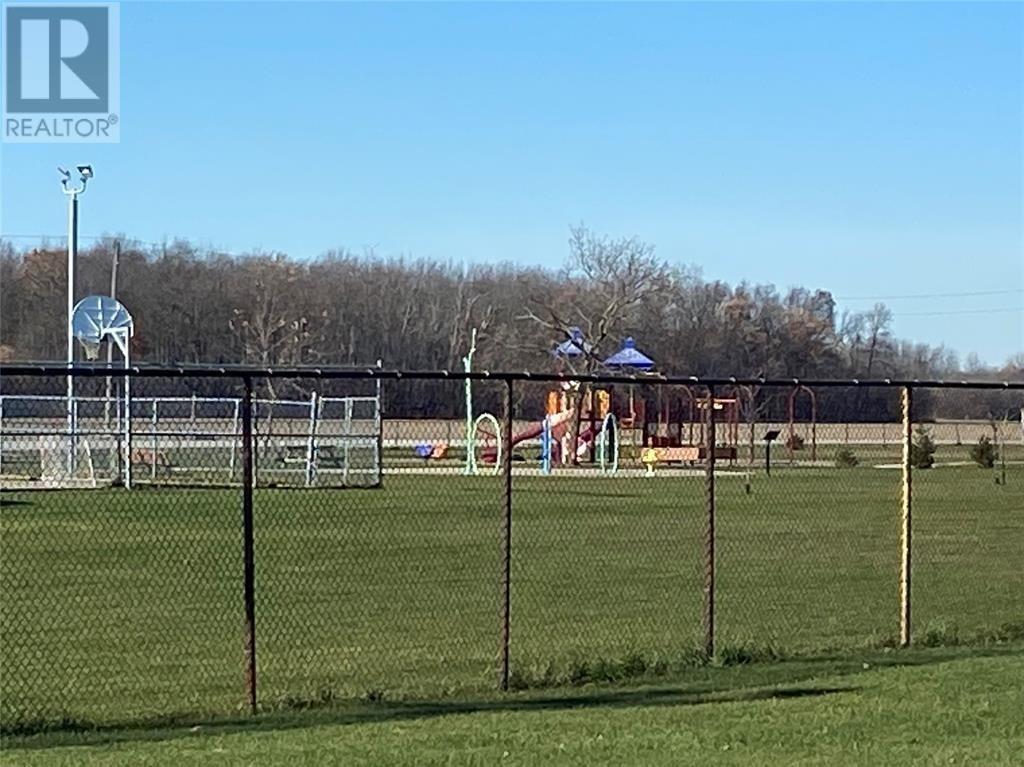 William Lt 9 & 10 Street Property Photo 10