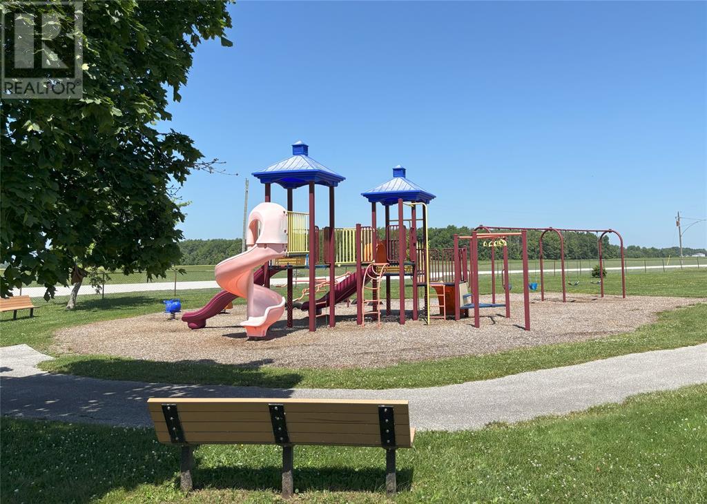 William Lt 9 & 10 Street Property Photo 17