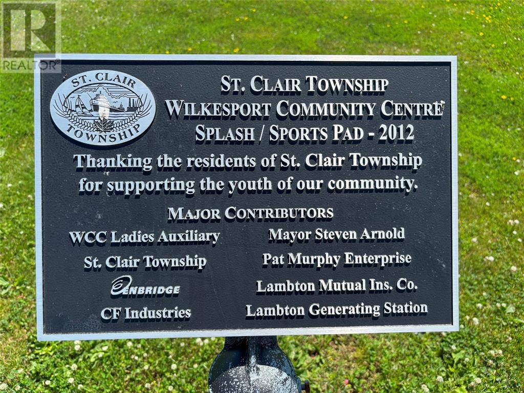 William Lt 9 & 10 Street Property Photo 19