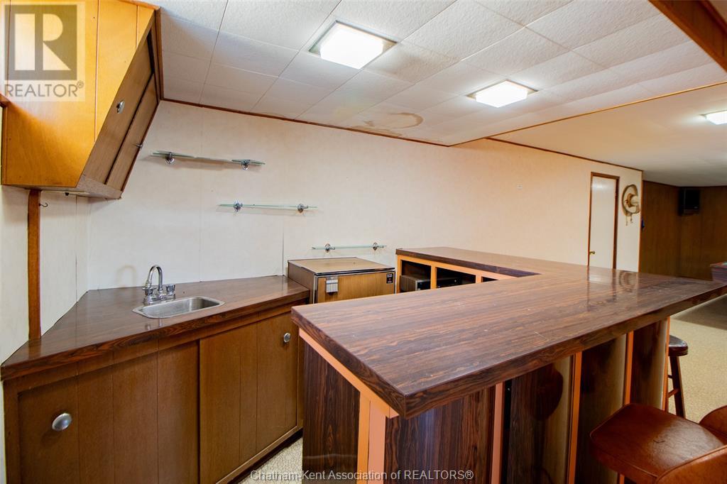 22142 Charing Cross Road Property Photo 26