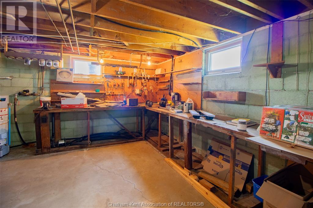 22142 Charing Cross Road Property Photo 31