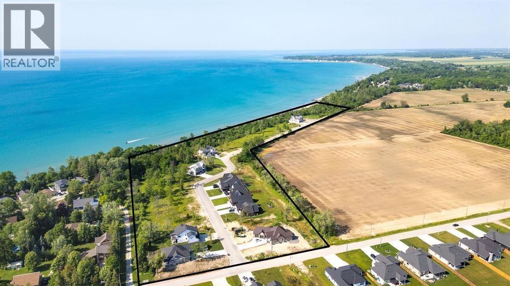 7049 Blue Coast Heights Property Photo 8
