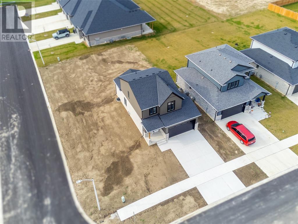 668 Ketter Way Property Photo 36