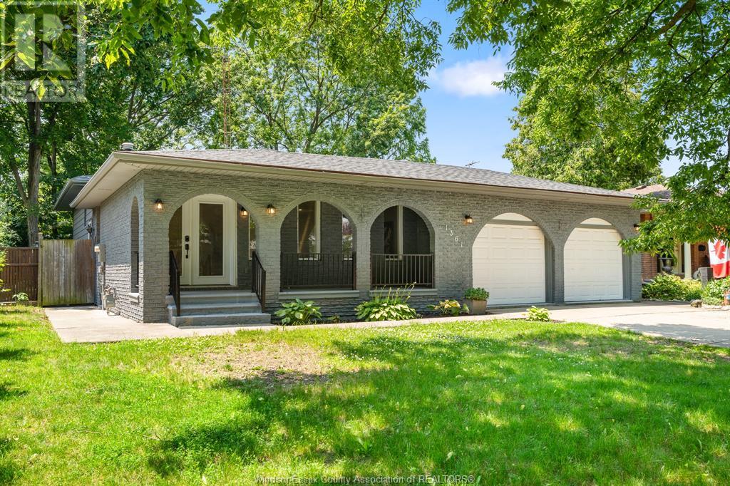 1361 ISABELLE Property Photo 1
