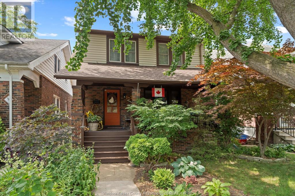 1223 HALL AVENUE Property Photo 1
