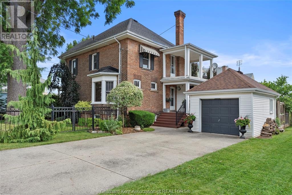52 Cross STREET Property Photo 1