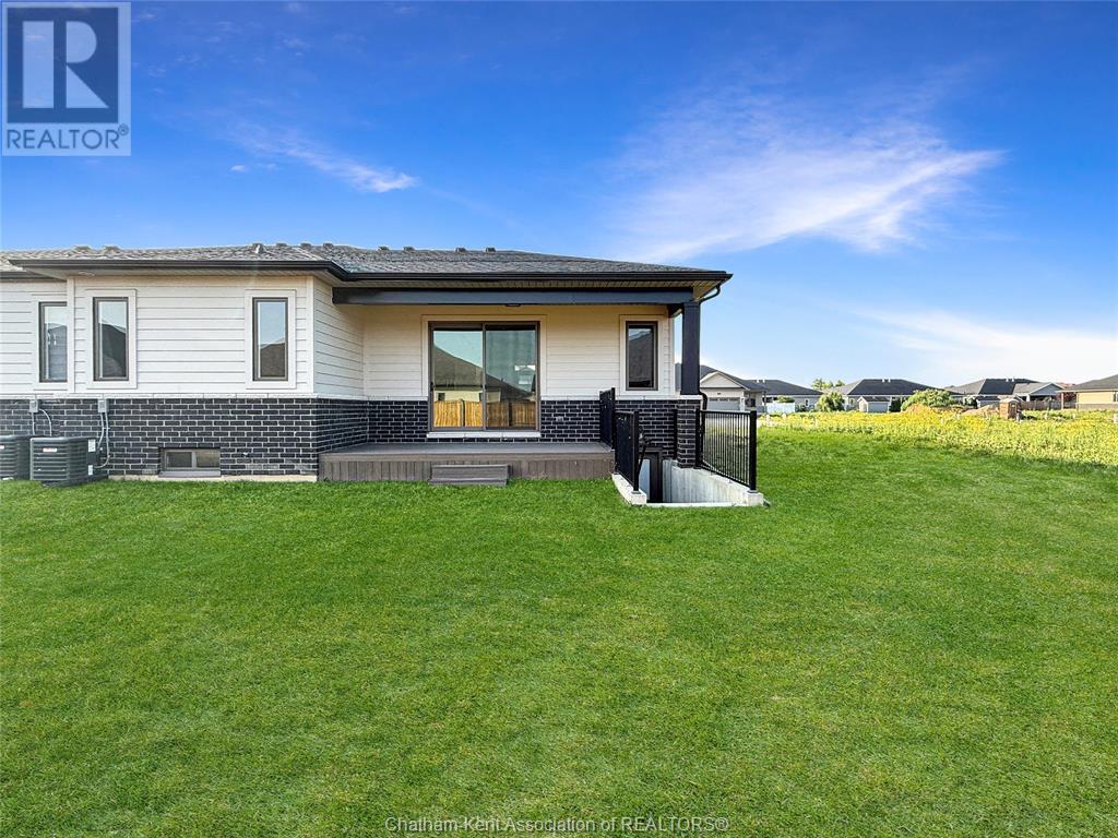 25 Duskridge Road Property Photo 2