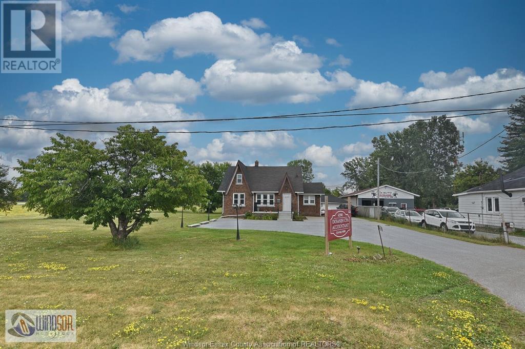 4590 WALKER Property Photo 1