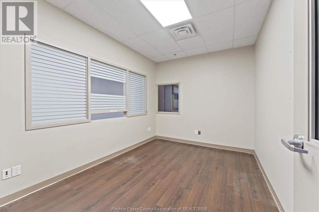 736-744 Ouellette Avenue Property Photo 9