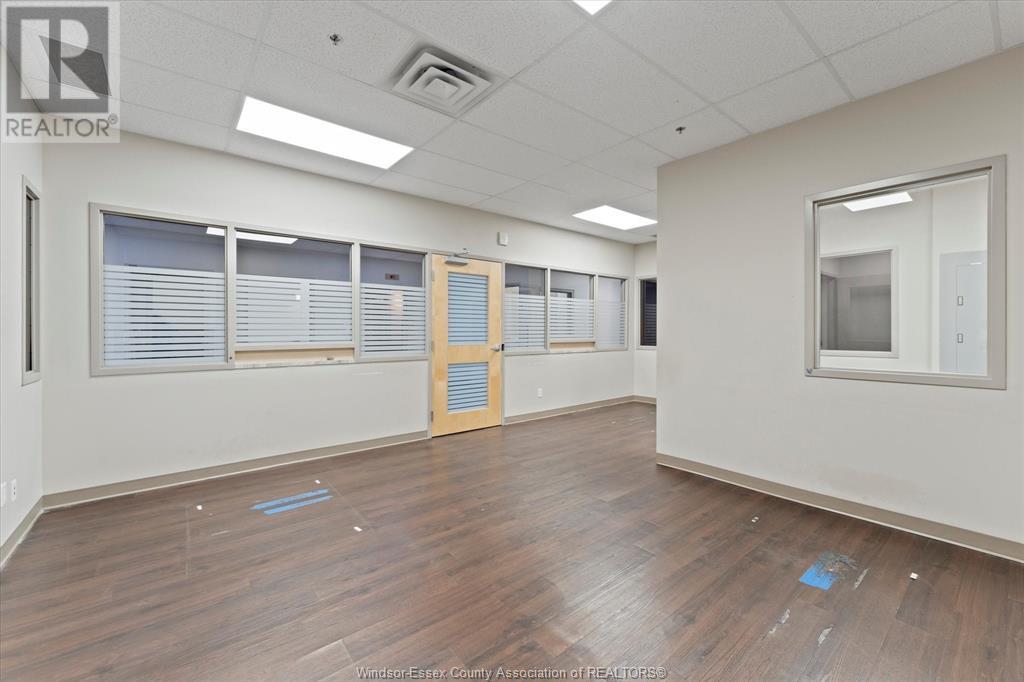 736-744 Ouellette Avenue Property Photo 11