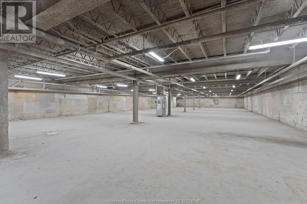 736-744 Ouellette Avenue Property Photo 19