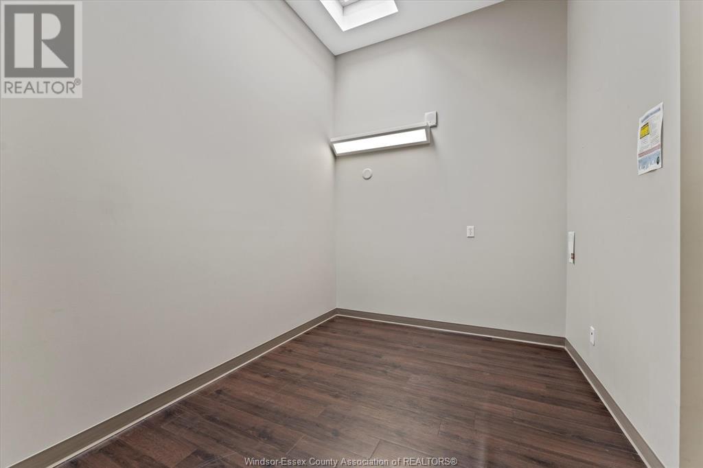 736-744 Ouellette Avenue Property Photo 34