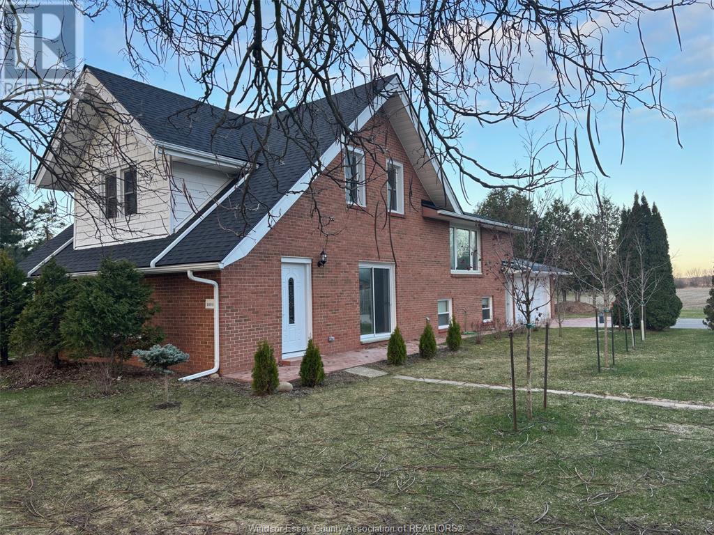 1695 DIVISION ROAD North Property Photo 1