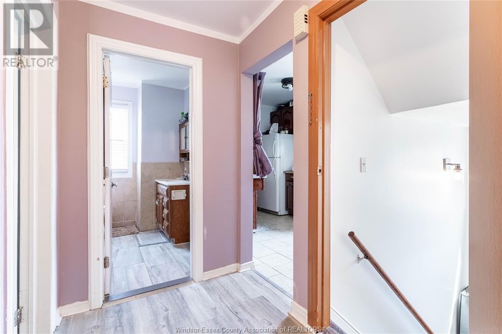 562 Dougall Property Photo 19