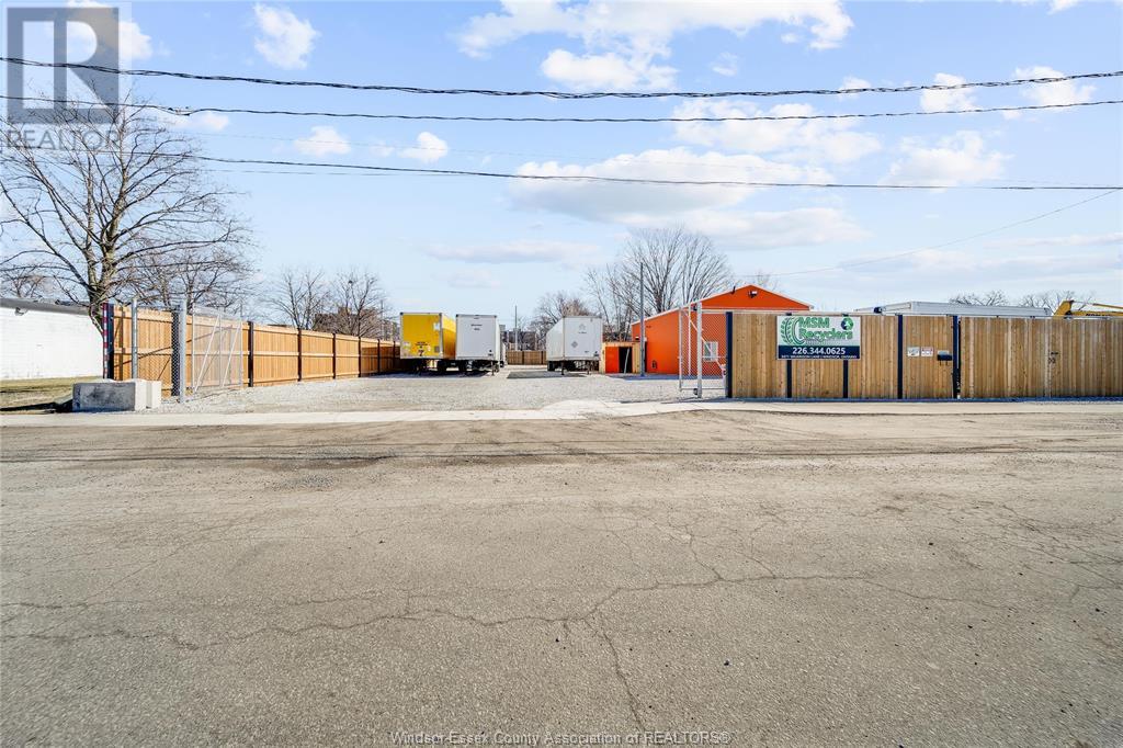 3465-71 Wilkinson Lane Property Photo 4