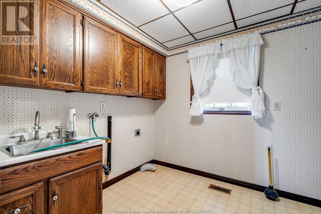 8725 Richardson Sideroad Property Photo 8