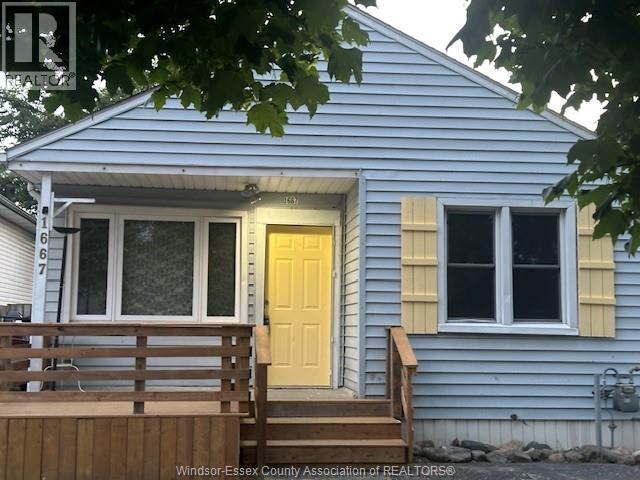 1667 FORD Property Photo 1