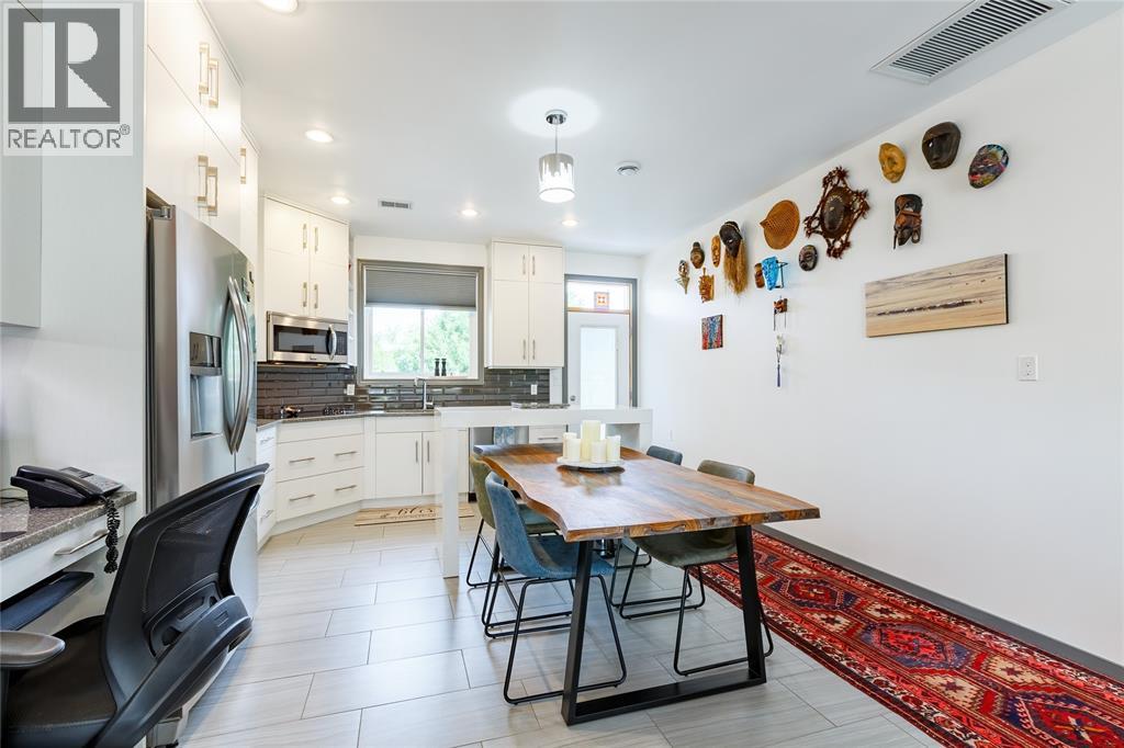 200 Brock Street Property Photo 15