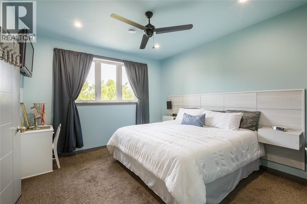 200 Brock Street Property Photo 19