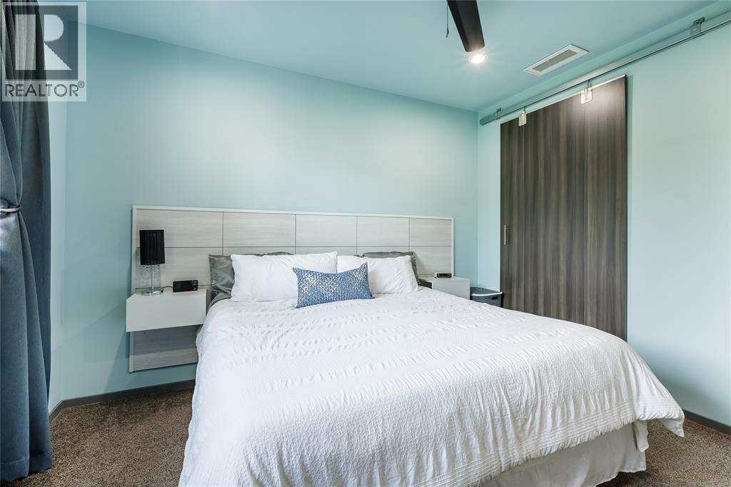 200 Brock Street Property Photo 21