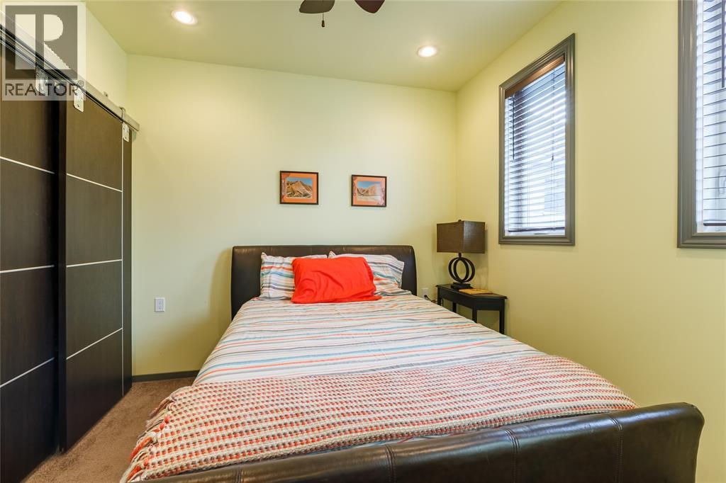 200 Brock Street Property Photo 26