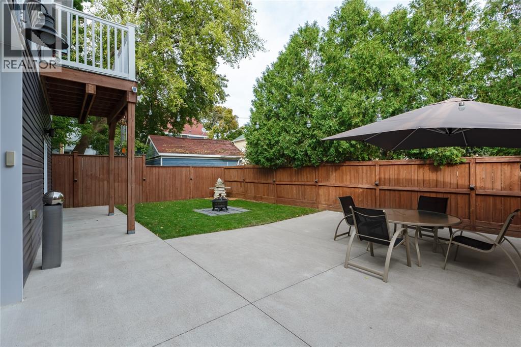 200 Brock Street Property Photo 40