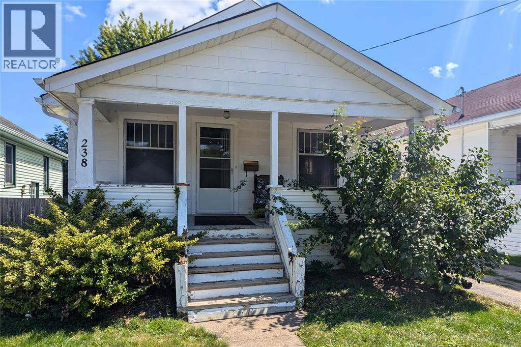 238 Russell Street Property Photo 2