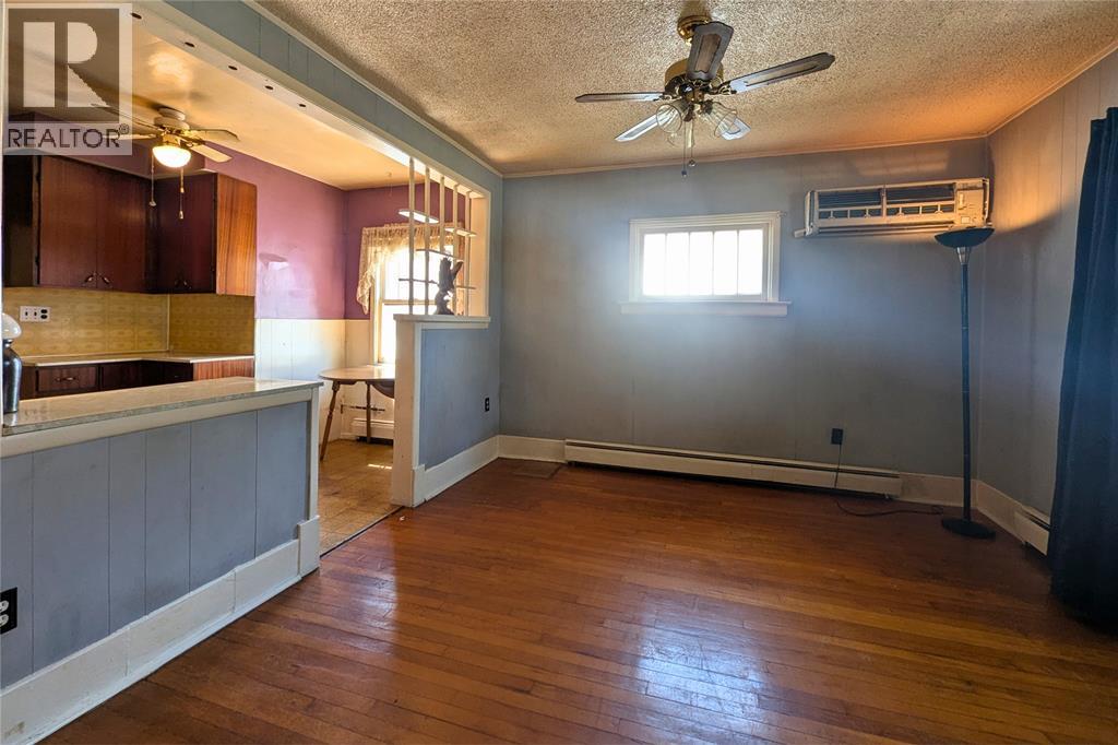 238 Russell Street Property Photo 8