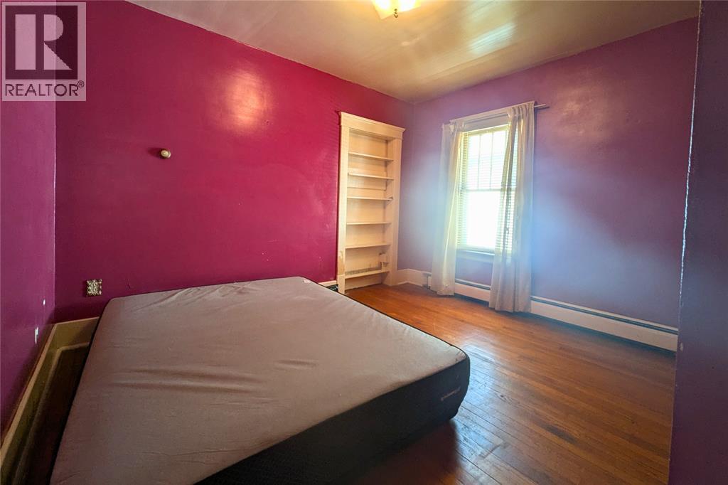 238 Russell Street Property Photo 12