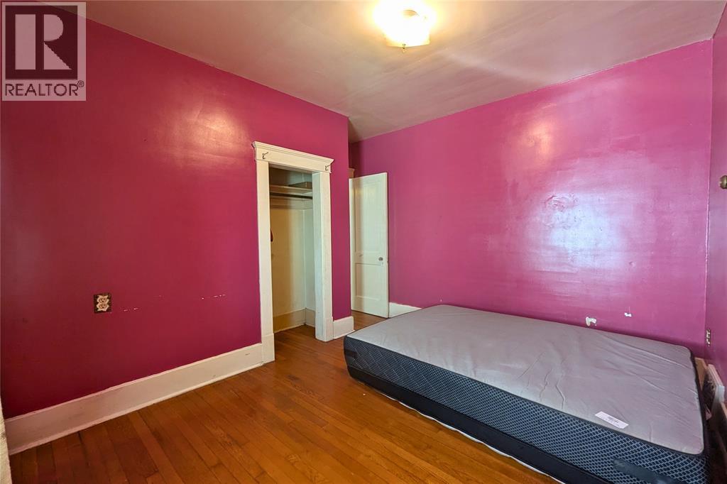 238 Russell Street Property Photo 13