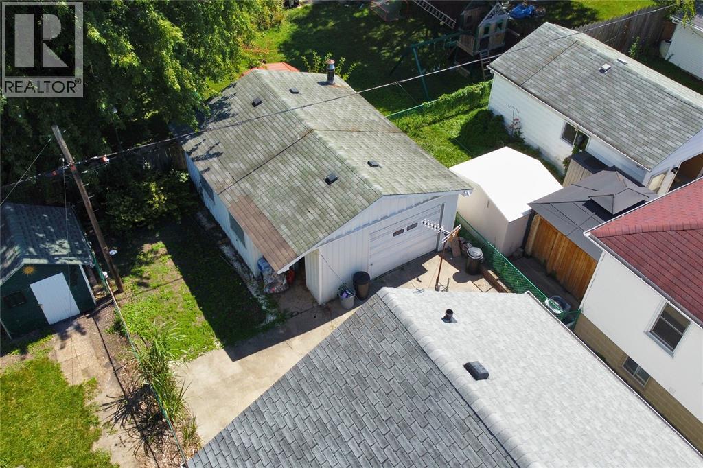 238 Russell Street Property Photo 23