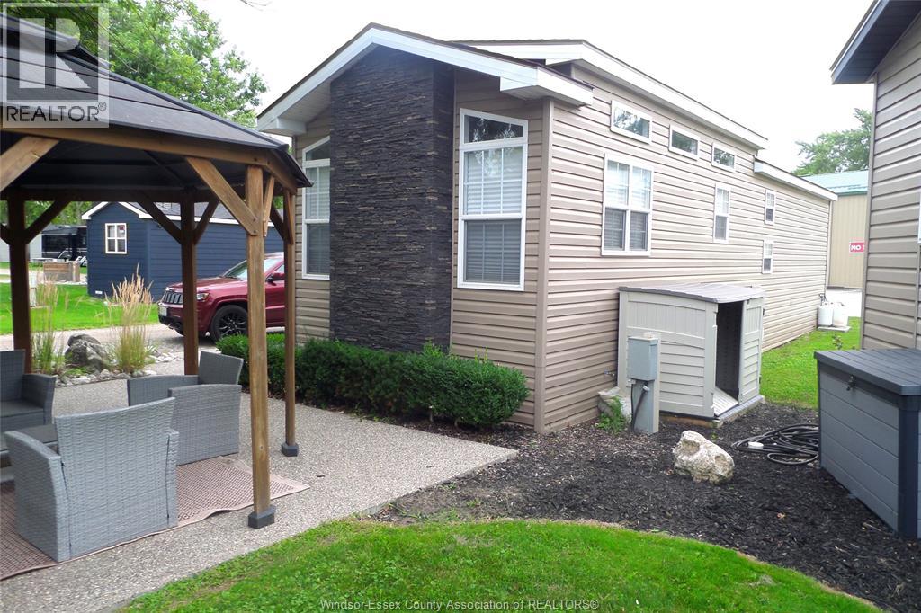 981 County Rd 2 Unit# 700 Property Photo 4