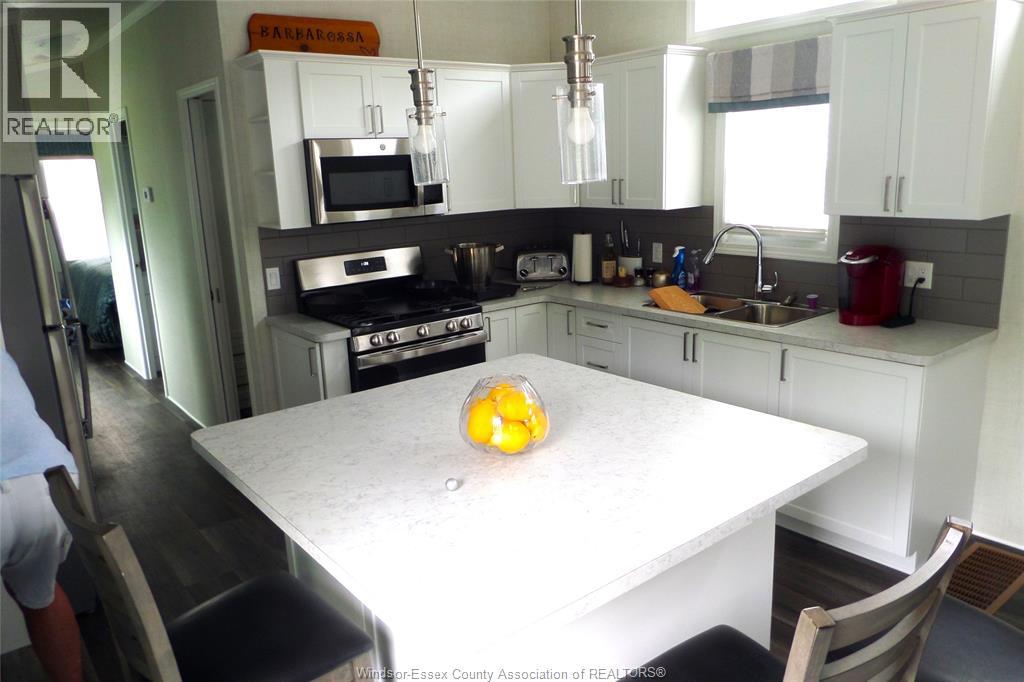 981 County Rd 2 Unit# 700 Property Photo 11