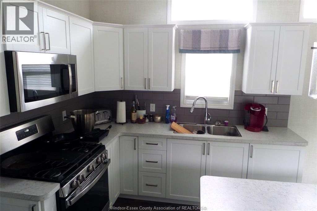 981 County Rd 2 Unit# 700 Property Photo 12