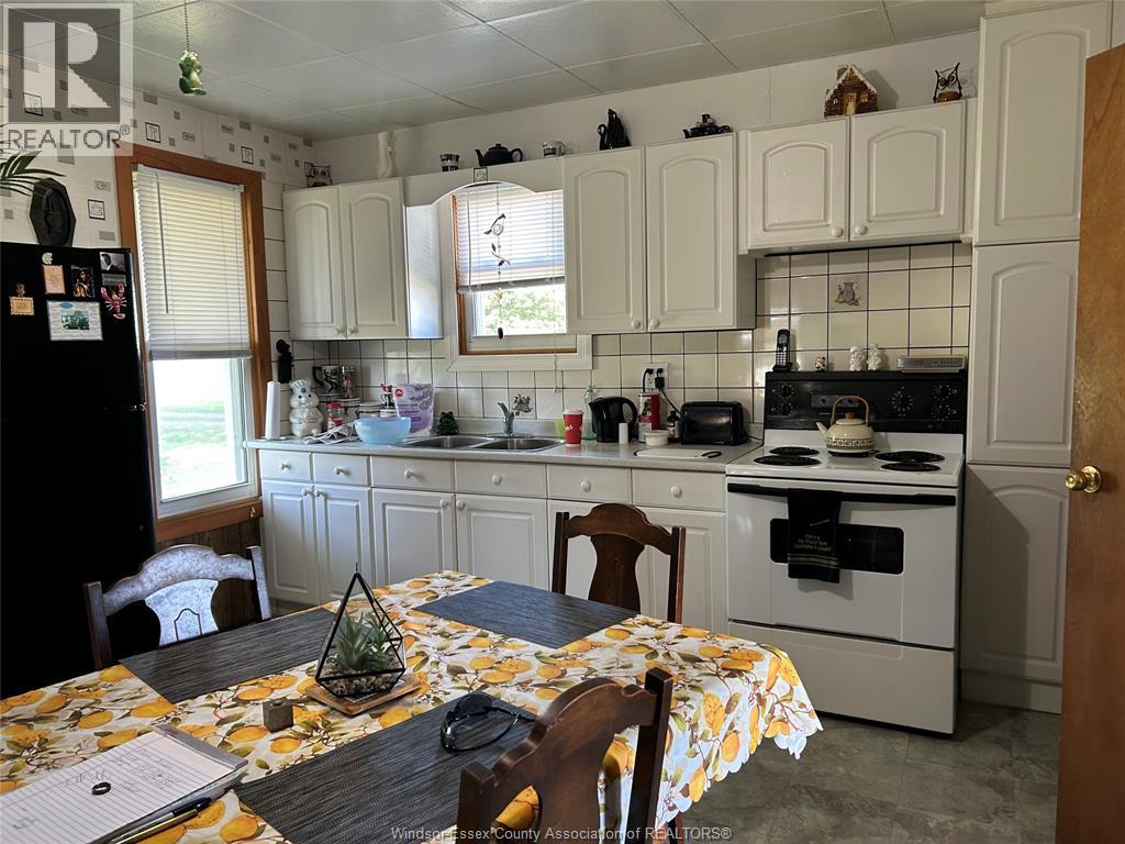 2124 County Rd 12 Property Photo 5