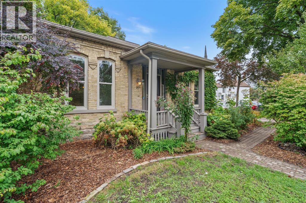 223 BROCK Street Property Photo 1