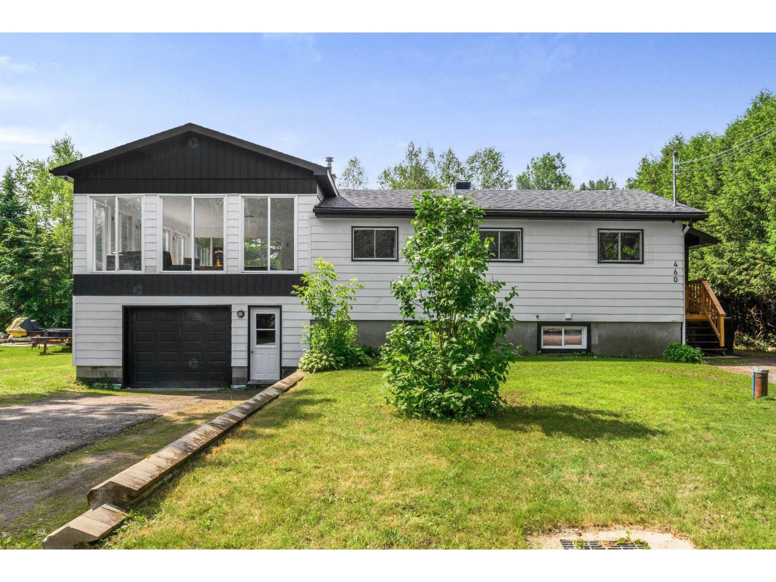460 Rue Brocard
