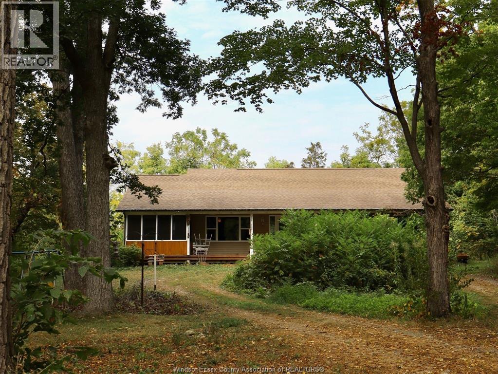 761 East West Road Property Photo 1