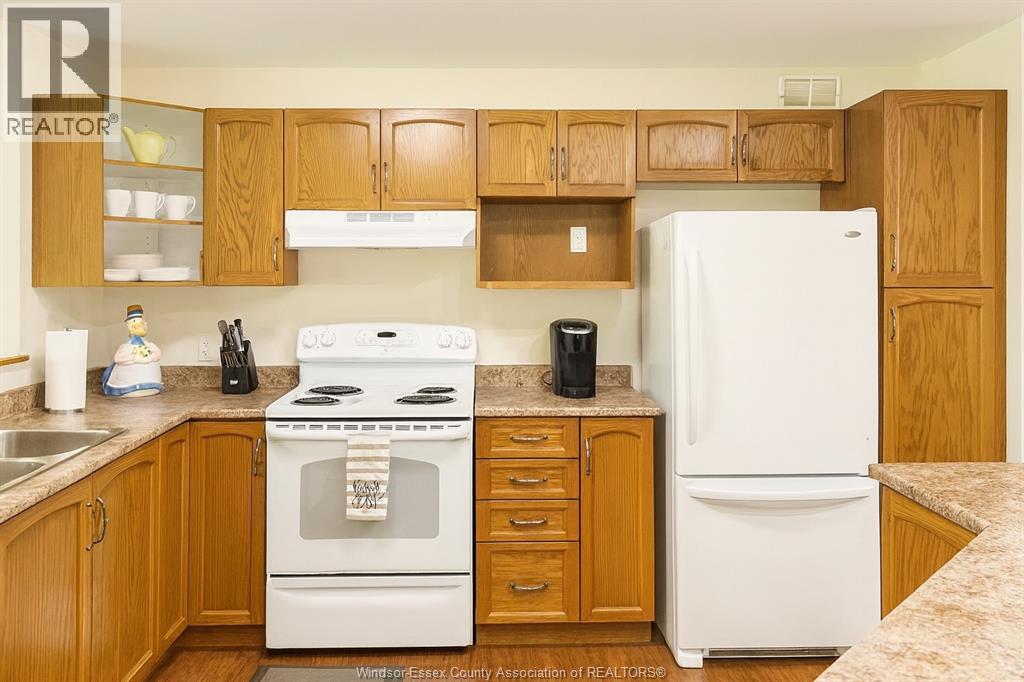 761 East West Road Property Photo 14