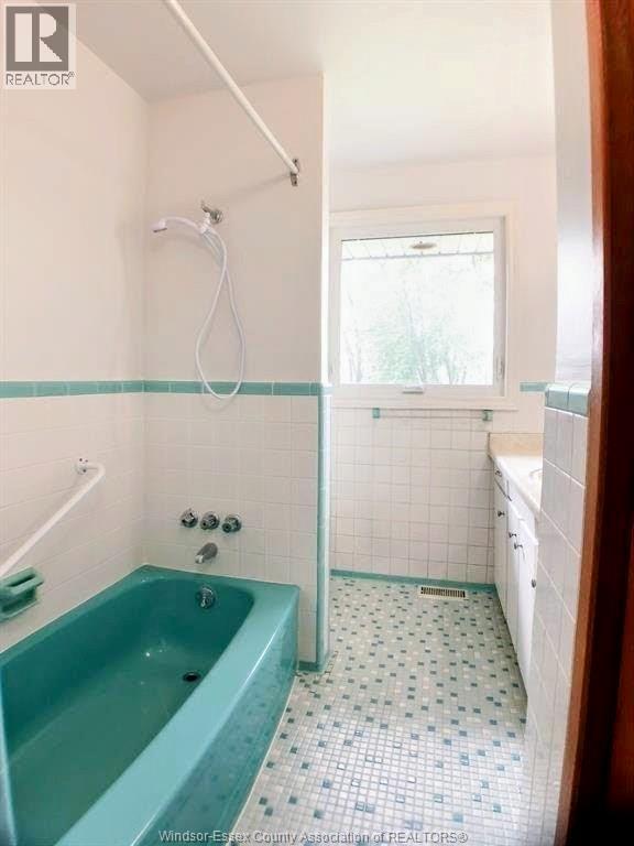 541 Lakeview Avenue Property Photo 15