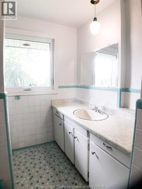 541 Lakeview Avenue Property Photo 16
